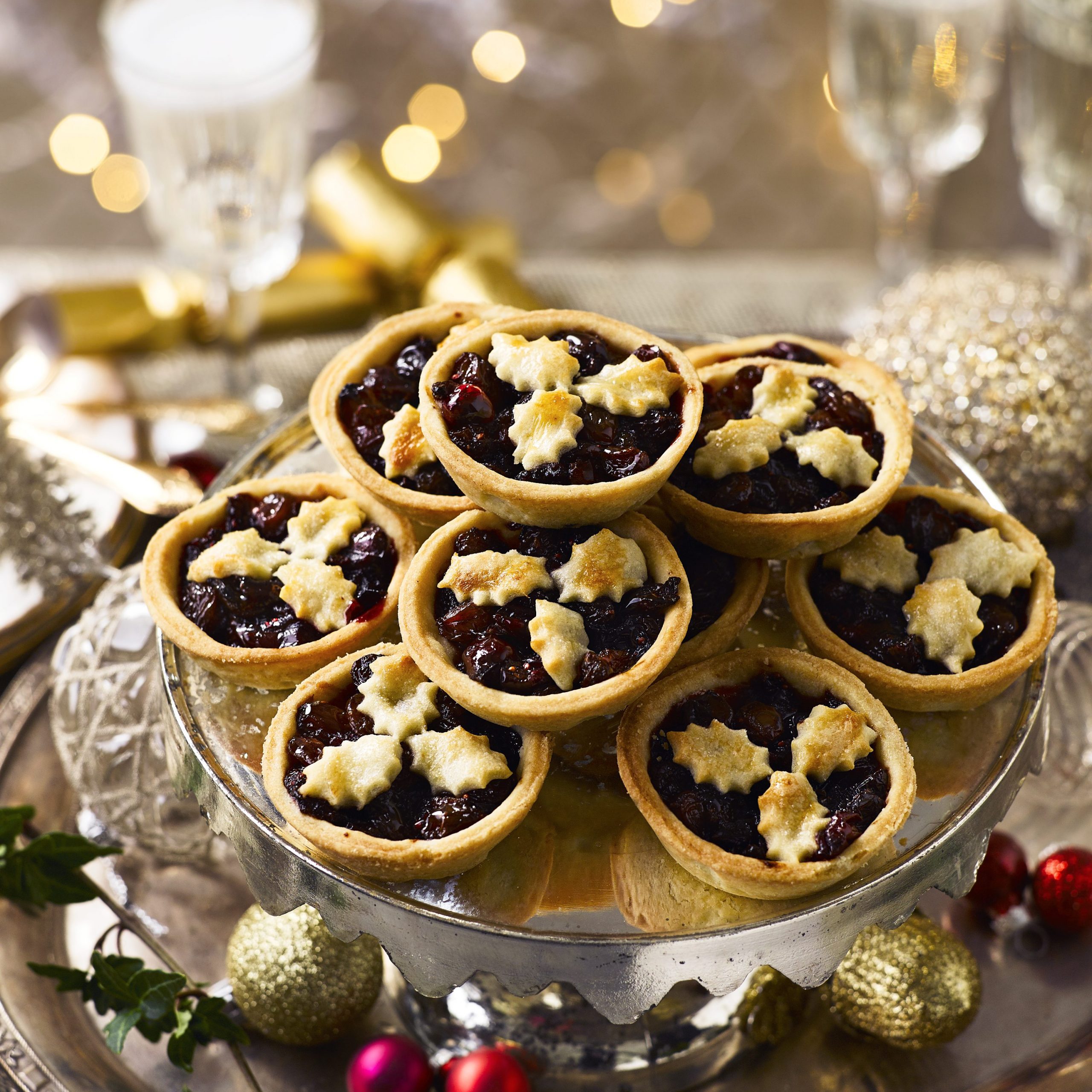 LAST MINUTE CRANBERRY MINCEMEAT MINCE PIES